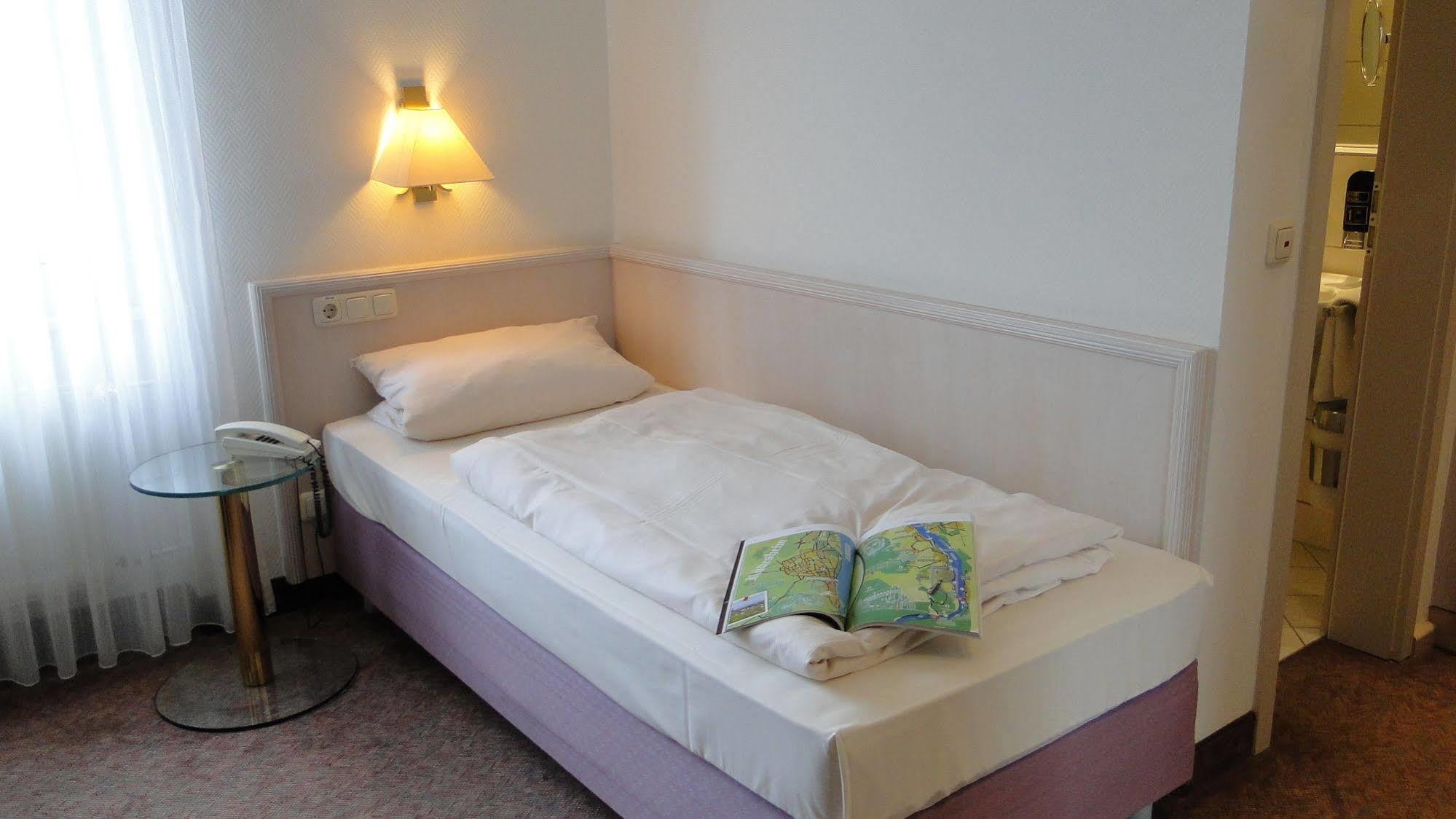 Hotel Traube Ruedesheim Rüdesheim am Rhein Εξωτερικό φωτογραφία